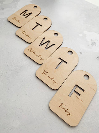 Wooden 5 Days of the week hanger tags